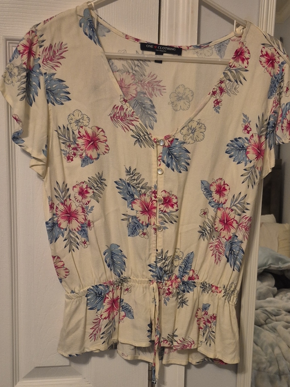 One Clothing Cream Floral Blouse
